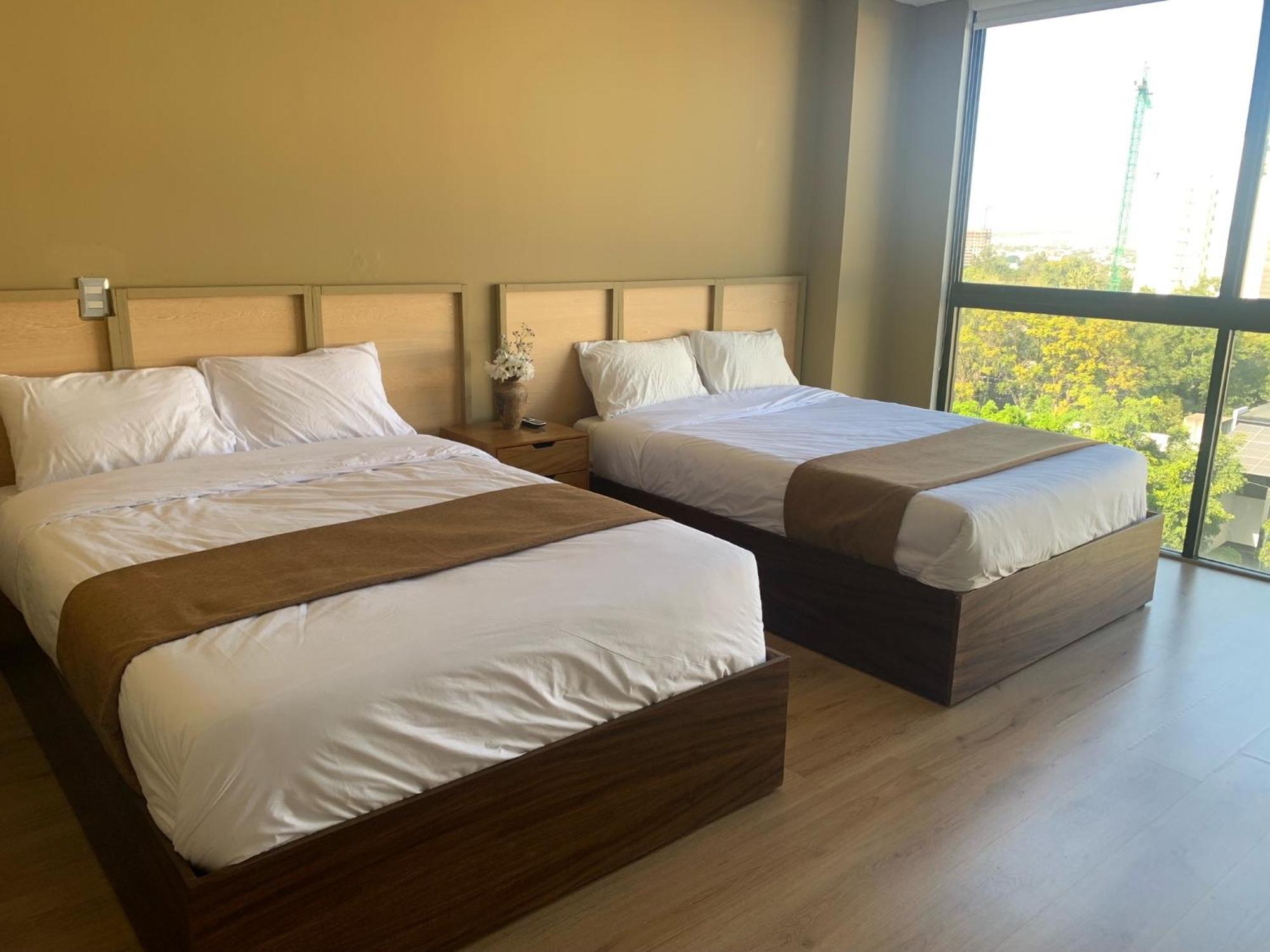 Dreamhaus Guadalajara Country Club Aparthotel Екстериор снимка